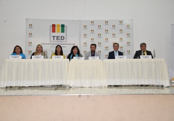 Elecciones judiciales 2024: TED Cochabamba desarrolla cuarto foro de difusión de méritos con maestros rurales