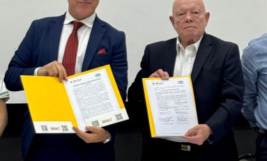 El TSE y el CEAE suscribieron un memorando de entendimiento para fortalecer las capacidades técnicas del OEP.