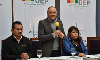 “Estamos avanzando, escuchando e implementando transparencia en el proceso electoral”: vocal Ávila en Diálogo Departamental de Tarija
