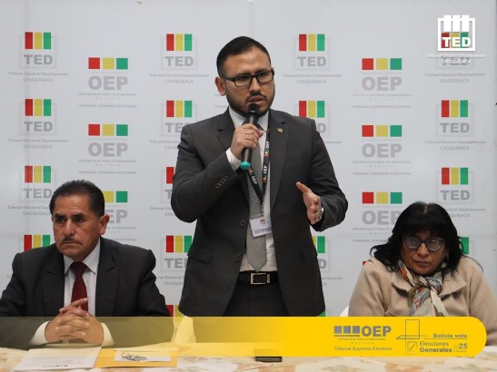 CH_CADENACUSTODIAPOLMIL_01 CH_CADENACUSTODIAPOLMIL_01