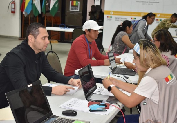 TED Santa Cruz acepta 3.570 excusas de juradas y jurados electorales
