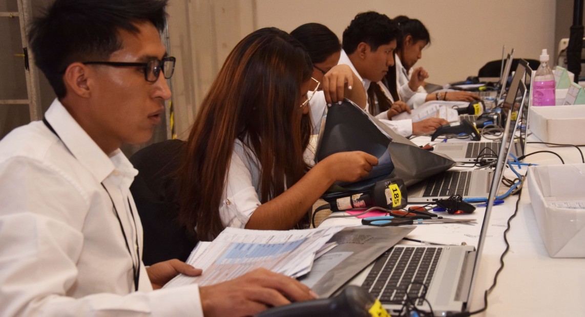 ef48d2f1-3a05-464a-9cea-37183eec16c8