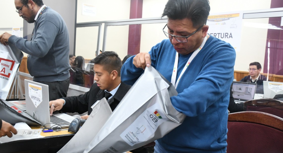 41599d12-d761-49e7-8c2d-29738a30fcec