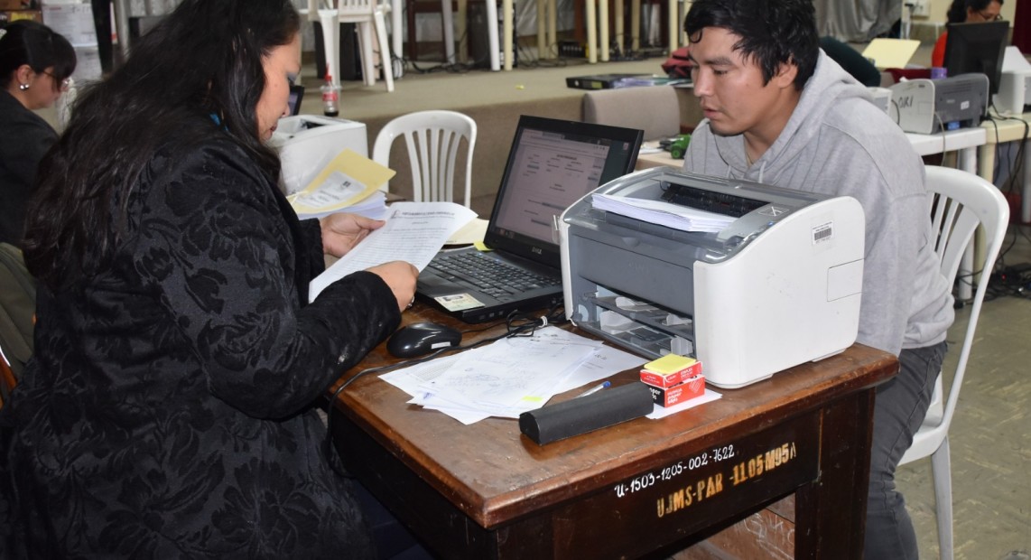 6eb9f996-37e0-4739-898e-c45d0d8efeca