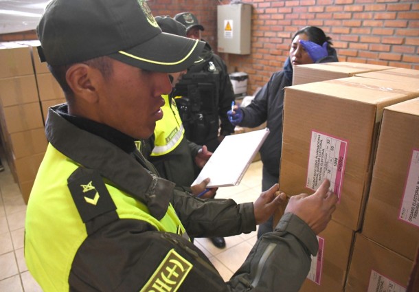 Policía movilizará a más de 2.000 efectivos para garantizar la seguridad durante la segunda vuelta electoral en Oruro
