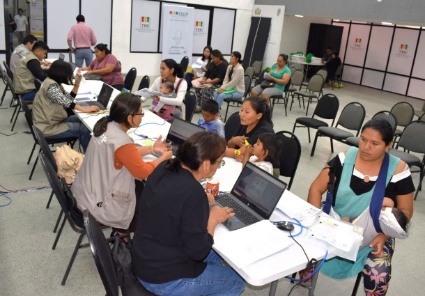 Segunda vuelta: TED Santa Cruz acepta 3.647 excusas de juradas y jurados electorales