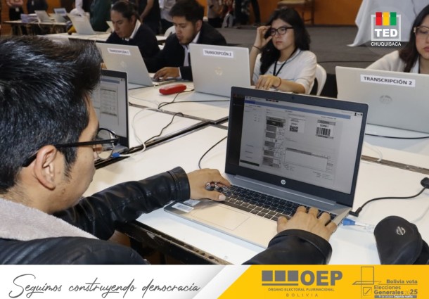 Simulacro de cómputo departamental se lleva adelante con éxito en Chuquisaca