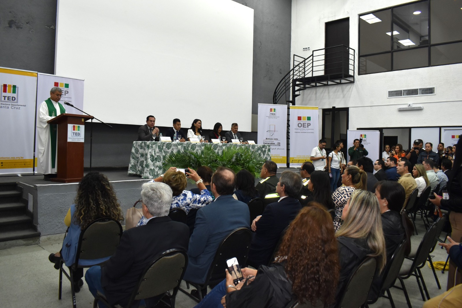 WhatsApp Image 2025-10-19 at 10.22.11