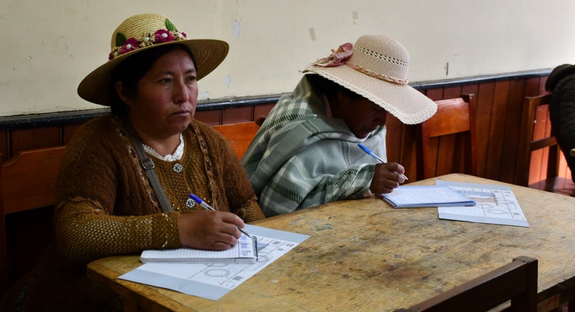 LP_CAPACITACIONJURADOS_01