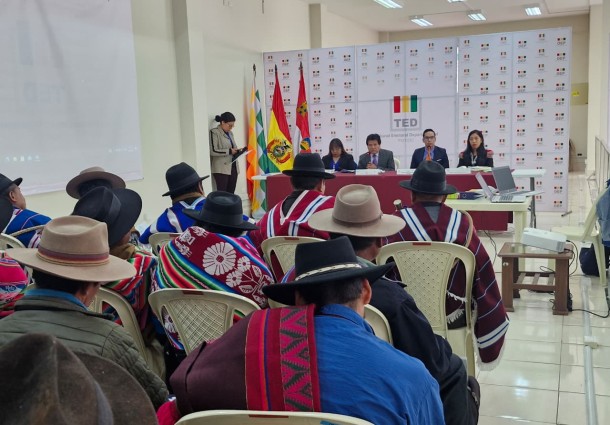 TED Potosí realiza la segunda reunión de coordinación sobre la elección del representante de la nación Qhara Qhara
