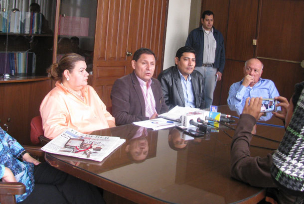 TSE rechaza denuncia de UD contra vocales del TED Santa Cruz