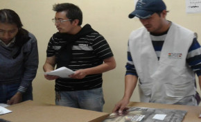TSE entrega material electoral a los nueve departamentos