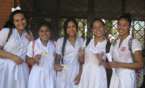 La U.E. Virgen de Cotoca “C” en sus 50 años  de vida realizó por primera vez la elección de su Gobierno Estudiantil