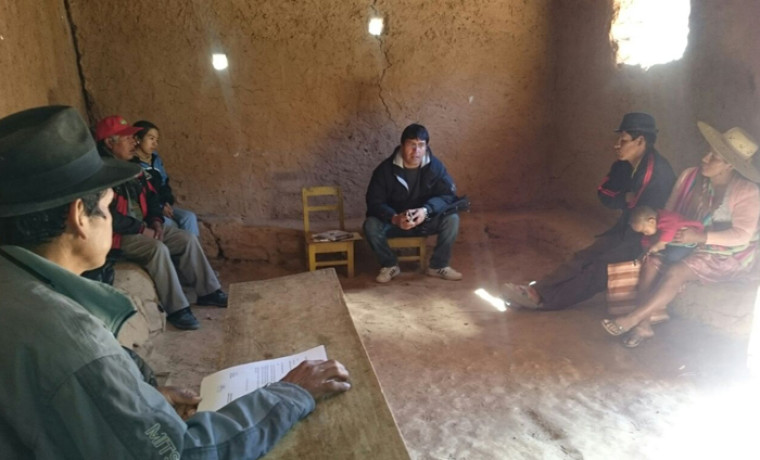 Comunarios y comunarias de Viscachani del municipio de Tarata, provincia Esteban Arce, Cochabamba