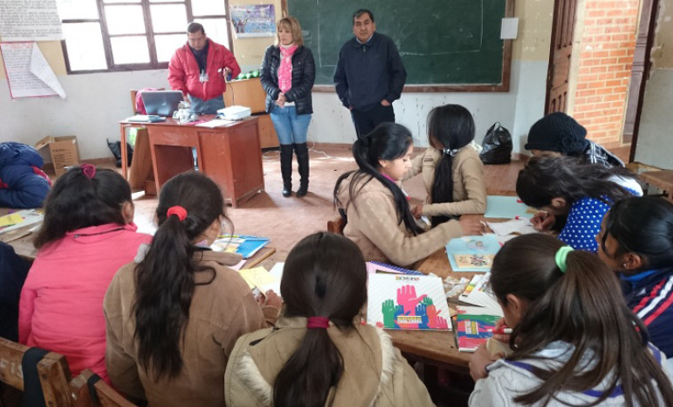 Participación de la vicepresidenta del TED Tarija, Shara Medina junto al vocal Nolberto Gallardo en Sella Méndez.