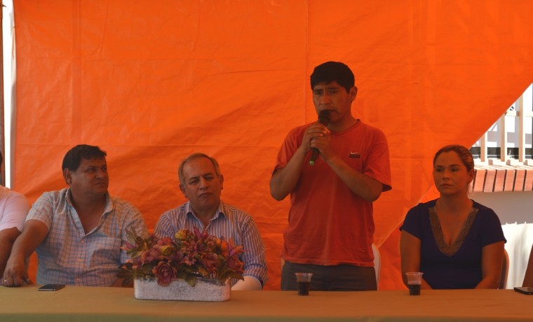 1. El vocal del TSE, Idelfonso Mamani, durante su intervención en el lanzamiento de la campaña.