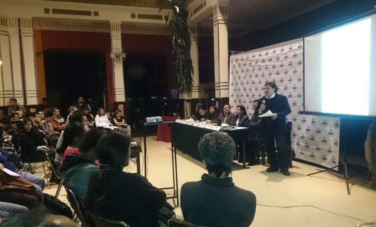 1. Presentación de las publicaciones en Cochabamba.