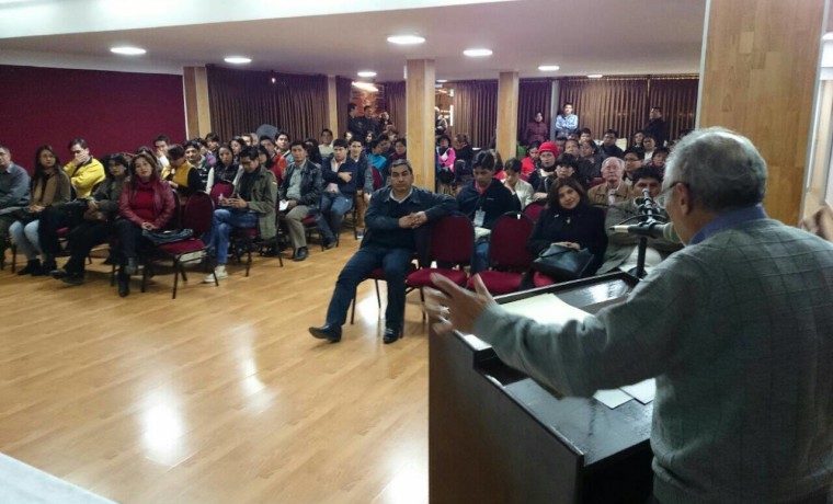 1. Presentación de las publicaciones en Tarija.