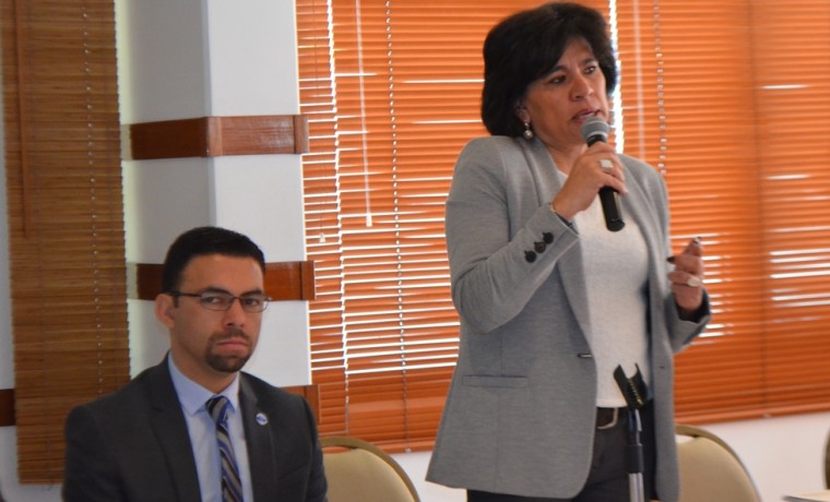 2. La presidenta del TSE, Katia Uriona, y el presidente del CNE Ecuador, Juan Pablo Pozo, en la inauguración del taller.
