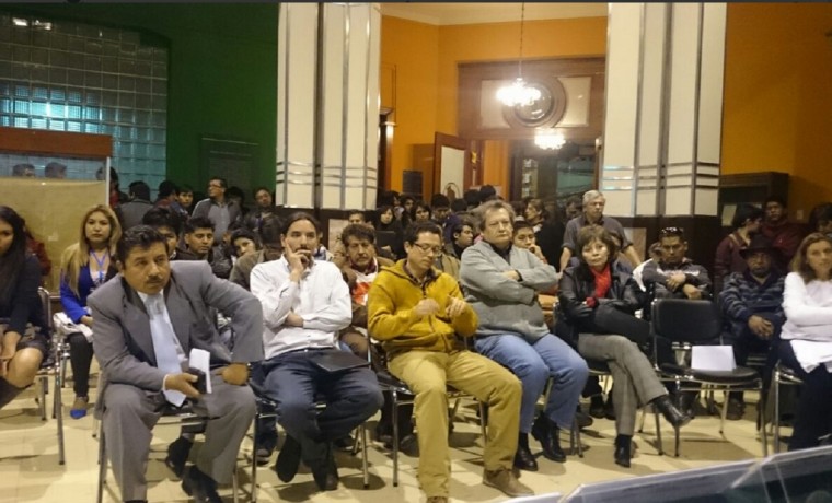 4. Presentación de las publicaciones en Cochabamba.