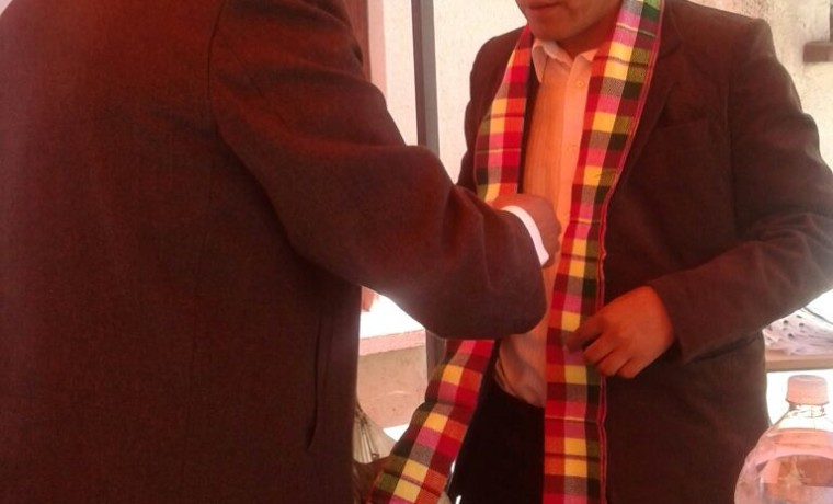 6. El vocal Idelfonso Mamani fue el encargado de inaugurar la segunda caseta registral en el Hospital Civil Uncía, de Uncía.