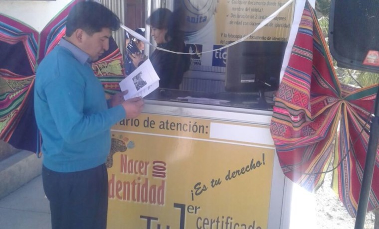 8. Inauguración de la caseta registral en el Hospital Civil Uncía, de Uncía.