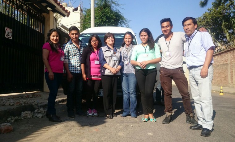 10. El equipo de empadronadores (Cochabamba).