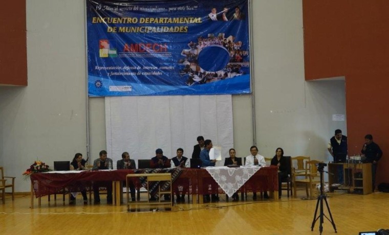 2. Las autoridades durante el Encuentro Departamental de Municipalidades de Chuquisaca