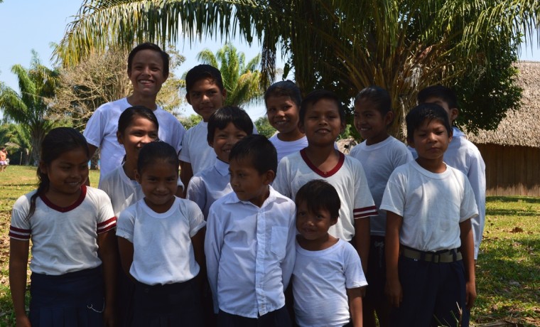 5. Los niños tambien participaron de esta asamblea dando la bienvenida a las y los participantes.