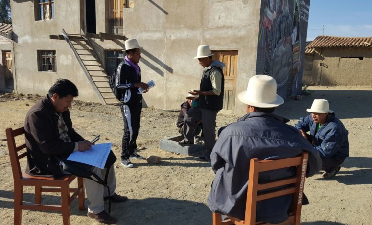 8. Cochabamba. Uno de los centros de registro en la TIOC Raqaypampa.