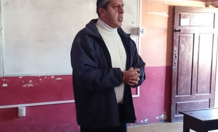 Palabras de bienvenida por el director de la unidad educativa Franz Tamayo turno mañana, Jorge Montellanos.