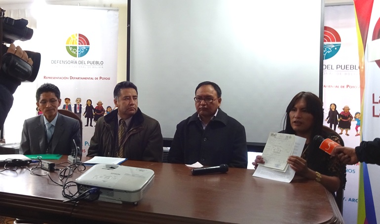 entregaresolucionpotosi_110816