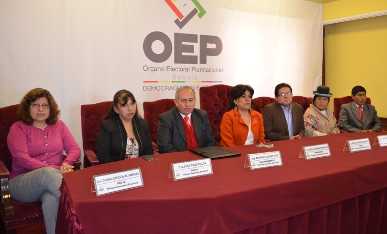 reconocimientoguzmanderojas_160816_1