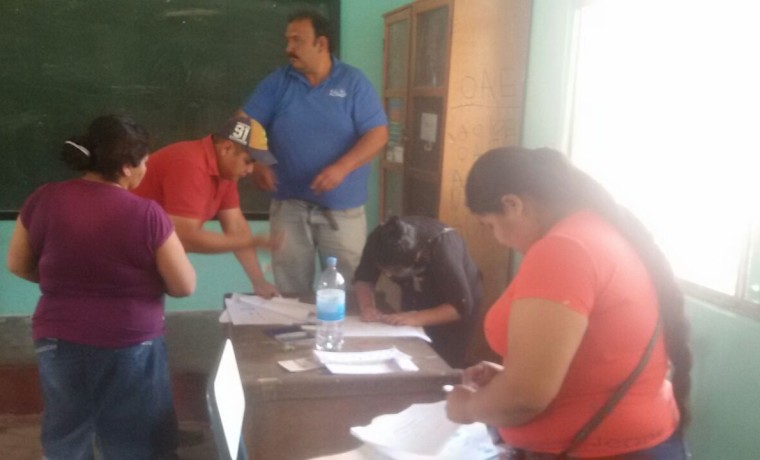 10-durante-el-conteo-de-votos