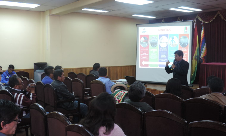 3-oruro-la-socializacion-de-los-reglamentos-tuvo-amplia-participacion-de-distintos-sectores