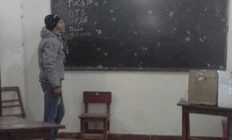 4. El conteo de votos en Charagua Estación.