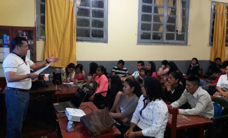 durante-la-capacitacion-dirigida-a-las-y-los-estudiantes-de-sexto-de-secundaria-del-cea-libertador-simon-bolivar-3-yacuiba