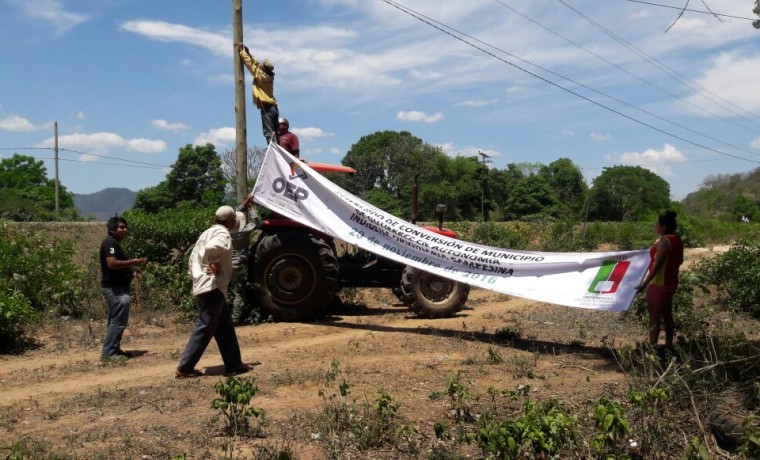 13-en-el-municipio-de-gutierrez-durante-la-difusion-de-material-informativo-sobre-la-consulta-que-se-realizara-el-20-de-noviembre