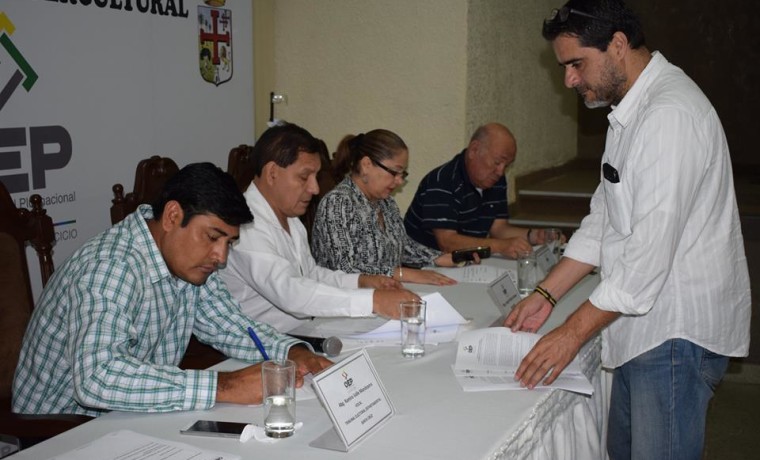 3-sorteo-de-jurados-en-santa-cruz