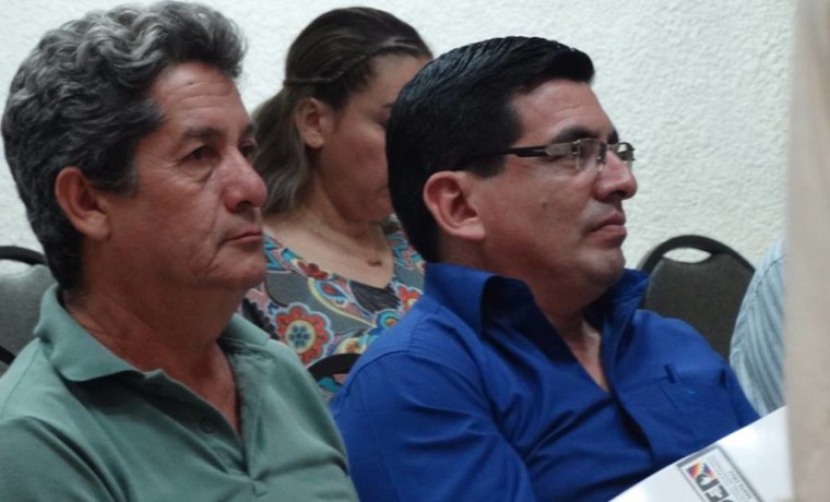 5-la-actividad-se-realizo-en-el-audiorio-del-ted-santa-cruz