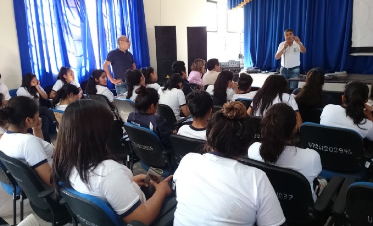 durante-la-exposicion-del-contenido-del-estatuto-autonomico