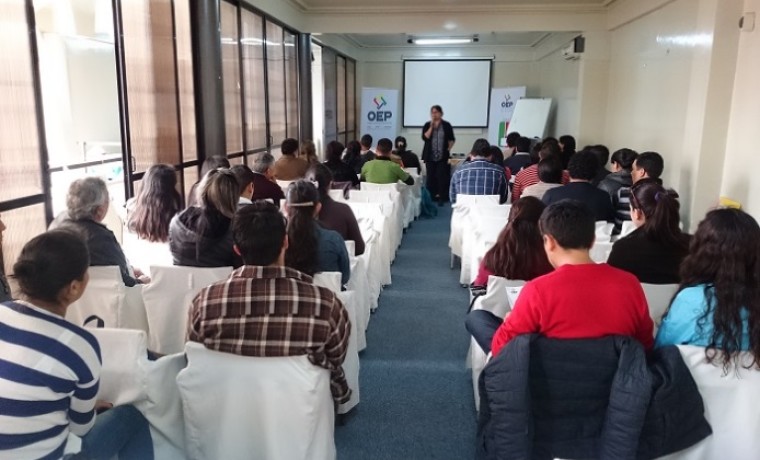 exposicion-por-la-responsable-del-sifde-tarija-olivia-centellas