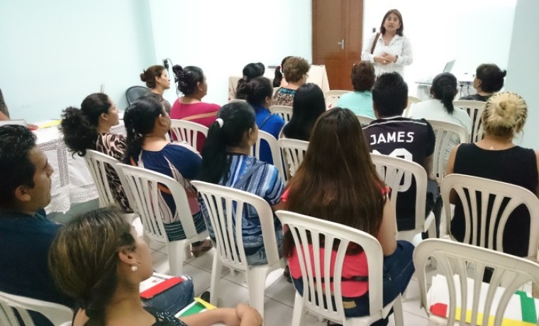 presidenta-del-ted-tarija-cristina-vargas-brinda-recomendaciones-a-las-y-los-notarios-electorales-de-yacuiba