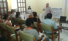 En Santa Cruz, alrededor de 100 notarios son capacitados para el Referendo Autonómico