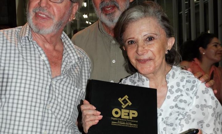 jj-avila-y-amigo-y-esposa