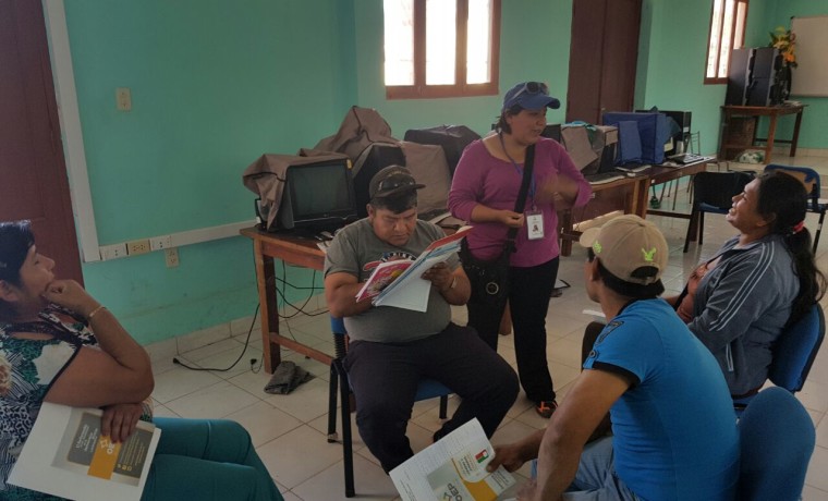 9-capacitacion-a-juradas-y-jurados-de-mesa-en-la-comunidad-de-itau-y-zapatera-norte-en-carapari