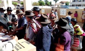 Mojocoya inaugura la jornada electoral con el 100% de jurados trabajando