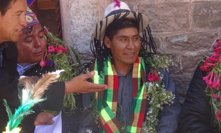 vocal-idelfonso-mamani_-momento-del-acto-de-inauguracion