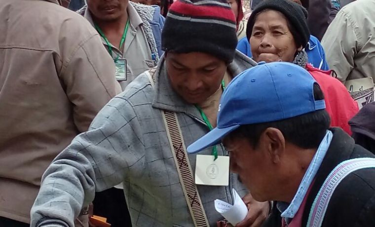alto-isoso-delegados-de-las-comunidades-emiten-su-voto-2