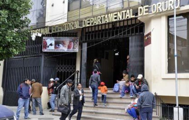 vocalesteedoruro_100217